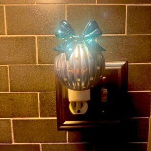 Bath & Body Works Wallflower - Christmas Ornament